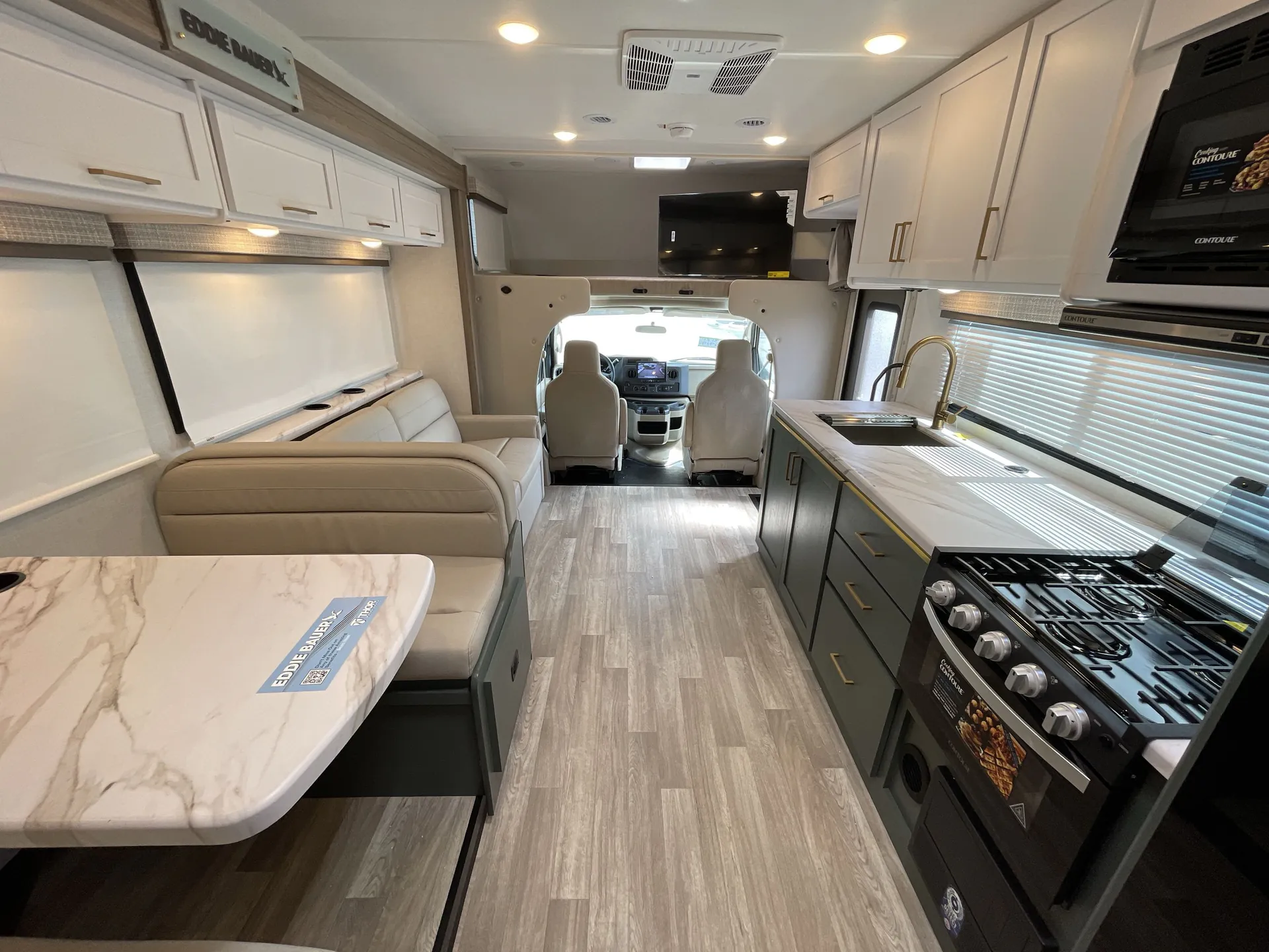 2026 Thor Motor Coach Eddie Bauer 31ED — living area main