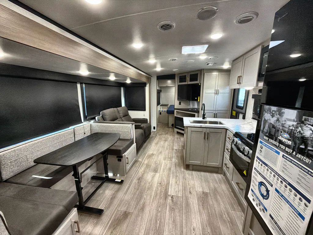 2027 Jayco Jay Feather 29BHB, Photos photo 3