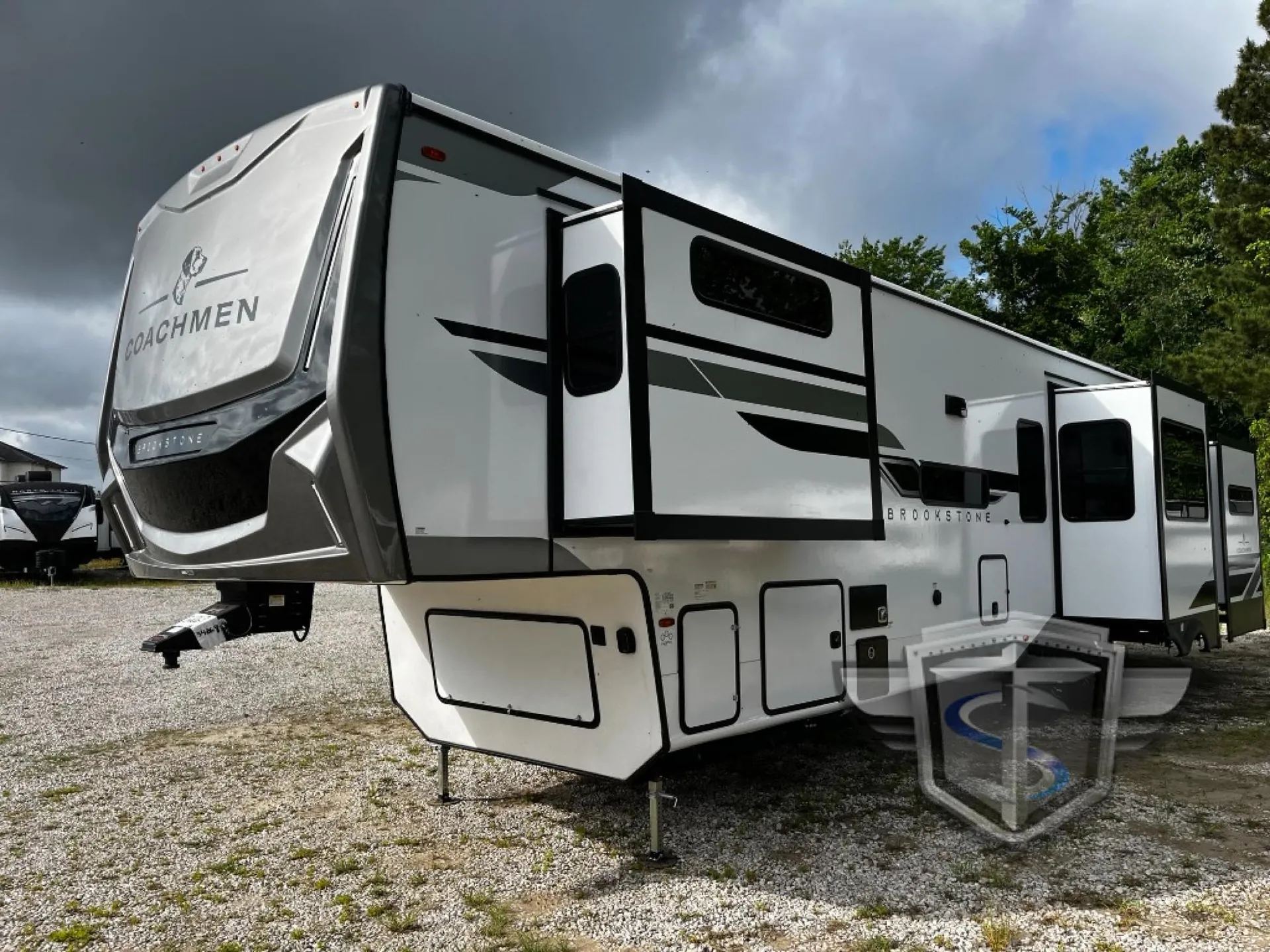 2026 Coachmen Brookstone 395DBL - Photo 4