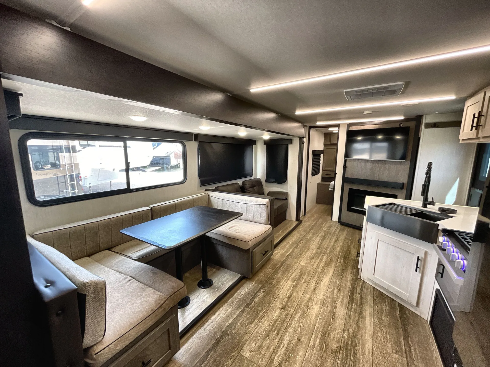 2025 Forest River Alpha Wolf 26DBH — living area main