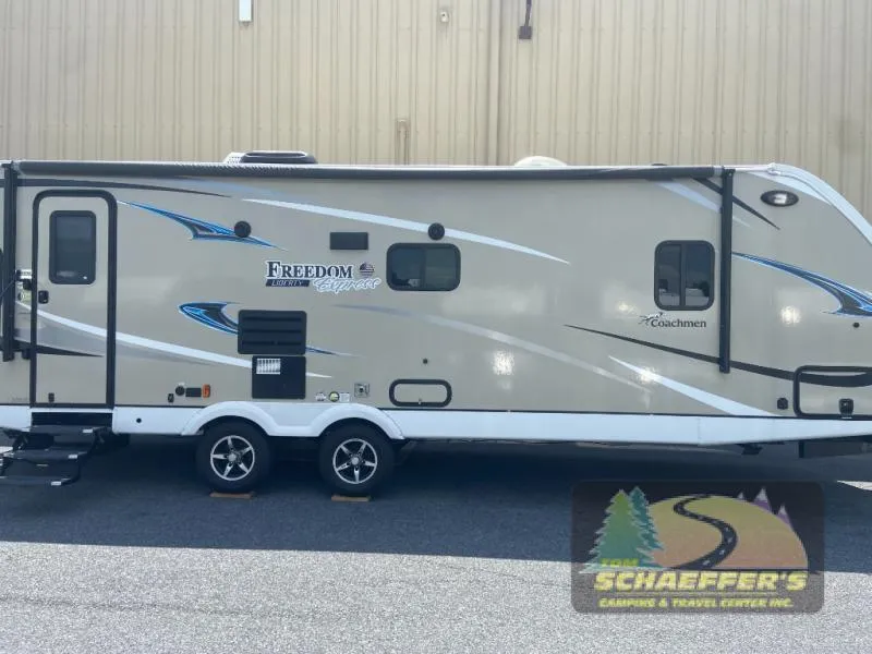 2018 Coachmen RV Freedom Express 279RLDS - Photo 4