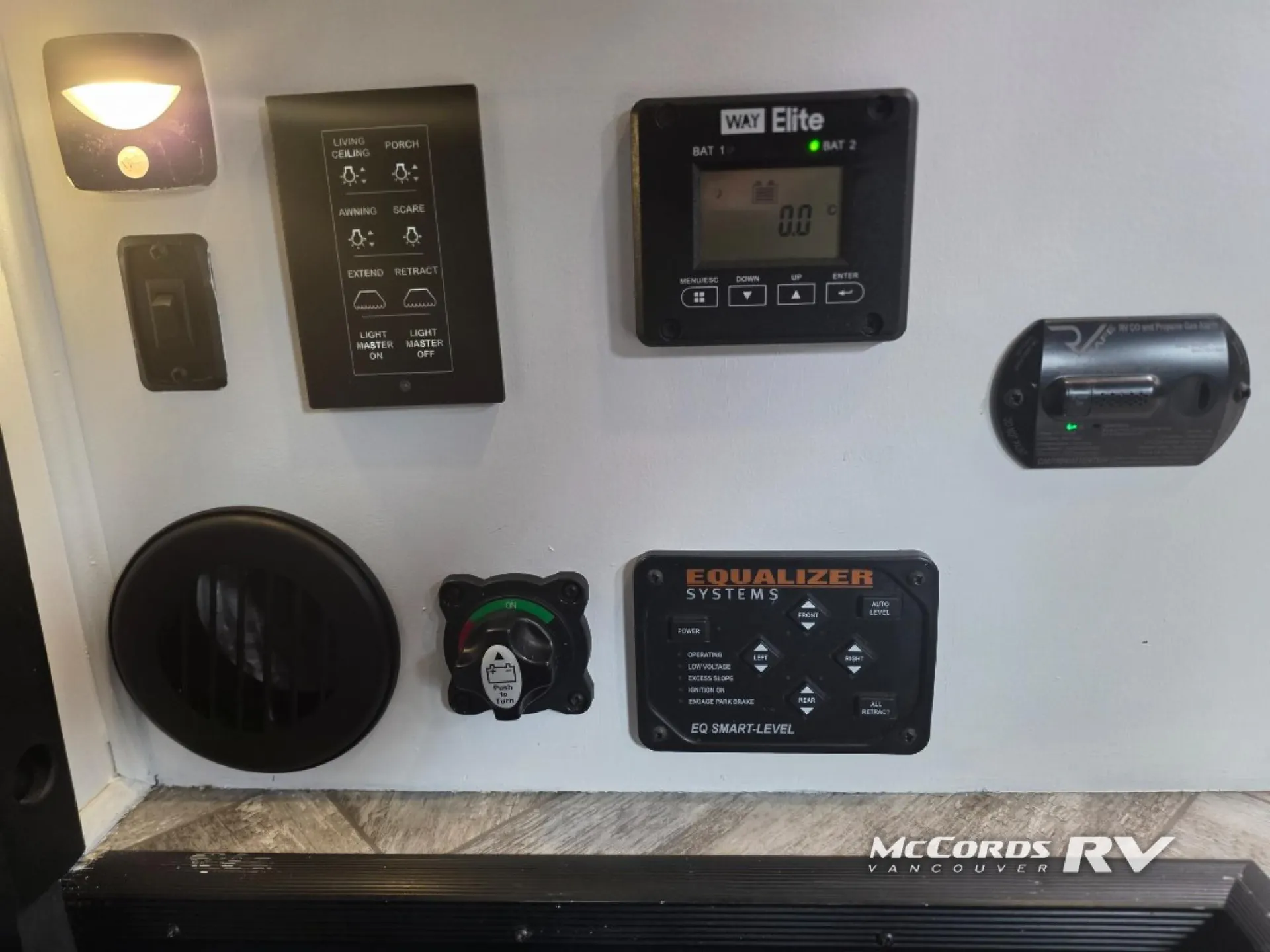 2022 Forest River Forester 2401T - Photo 4