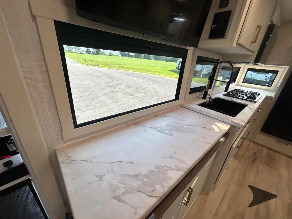 2026 Brinkley Model Ix 20X, Photos photo 45