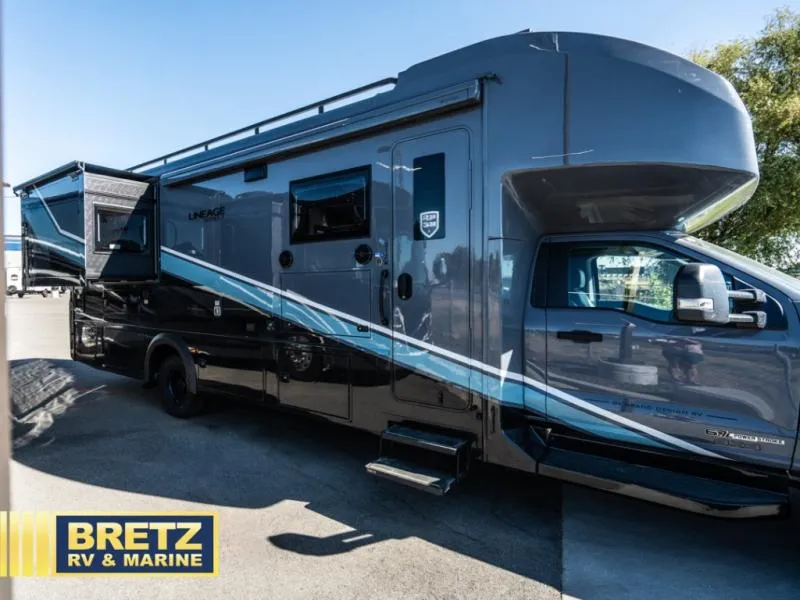 2026 Grand Design Lineage Series F 31ZW - Photo 4