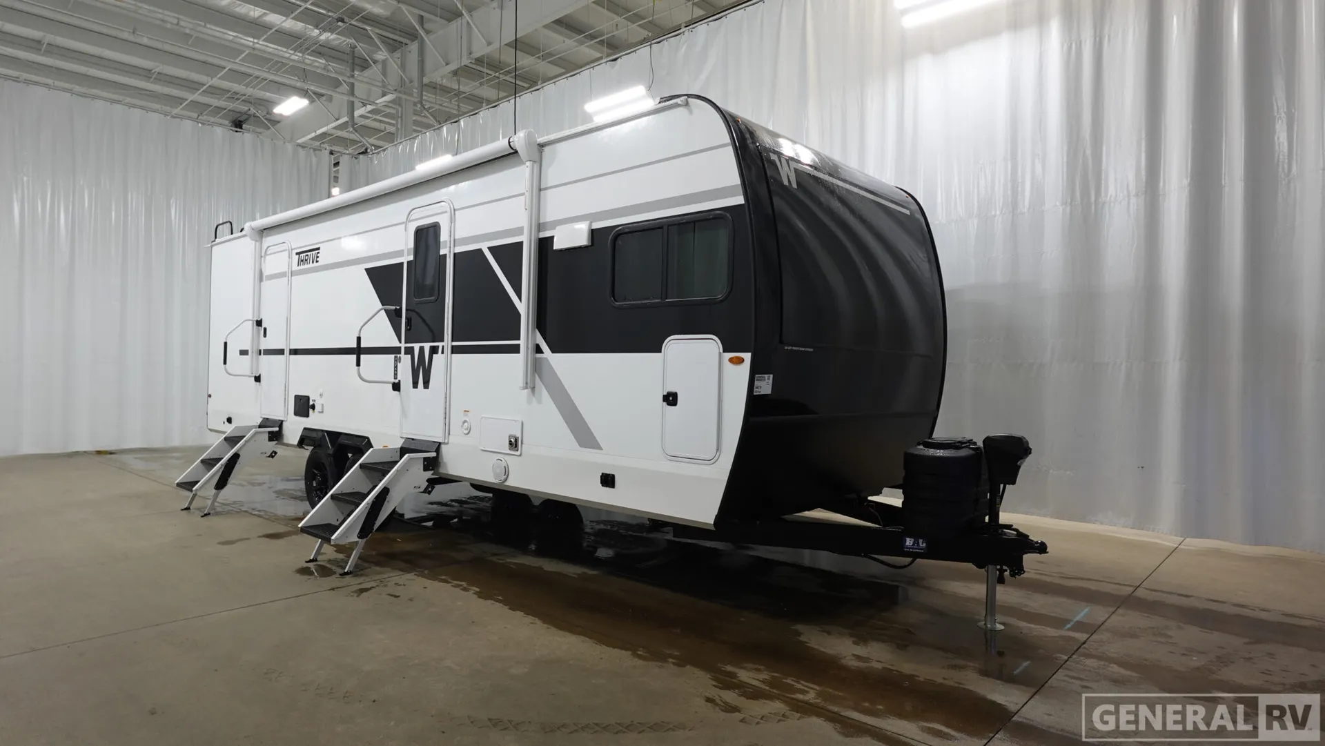 2026 Winnebago Thrive 26FKD - Photo 2