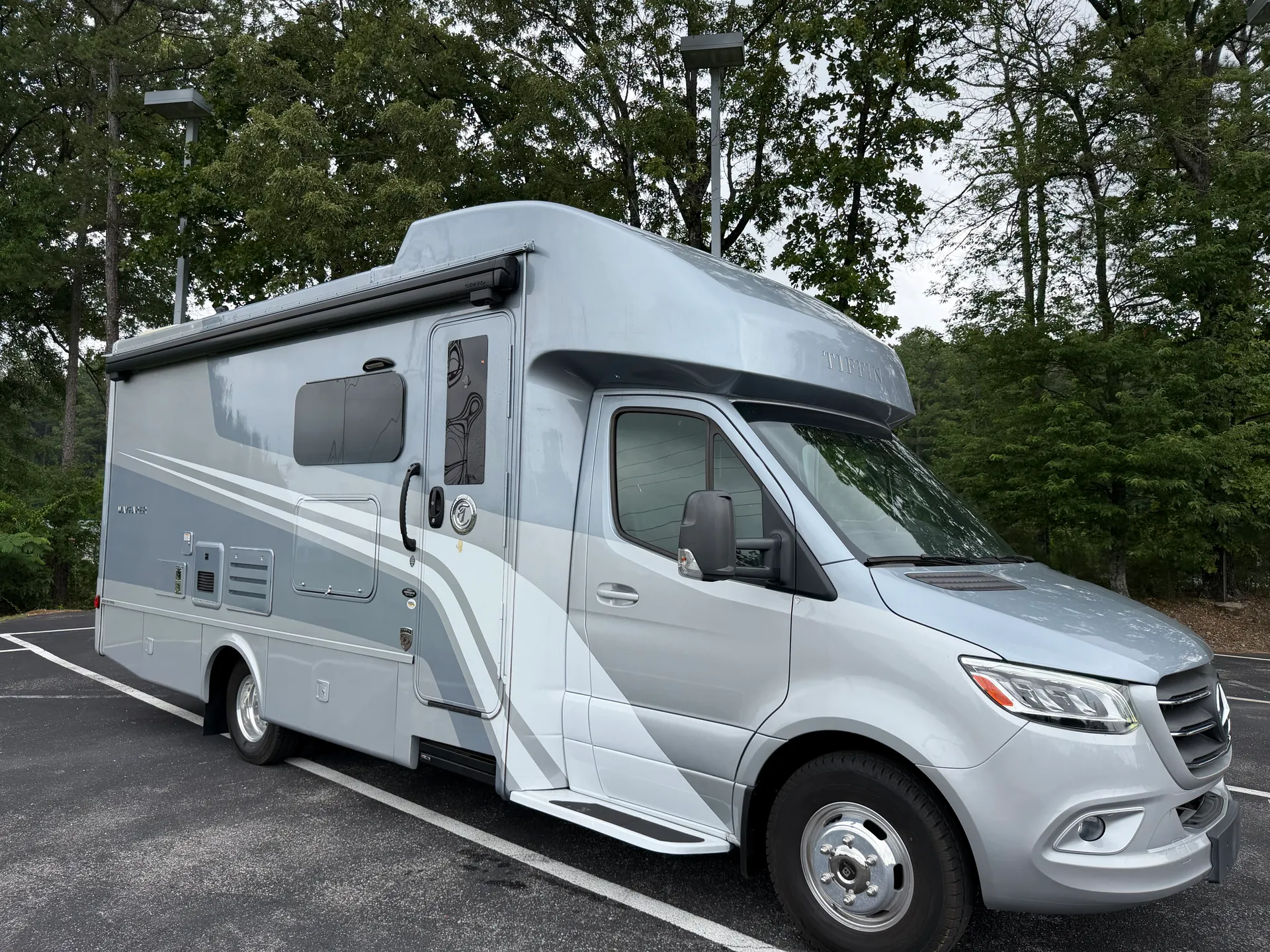 2022 Tiffin Wayfarer 25 RW - Photo 2