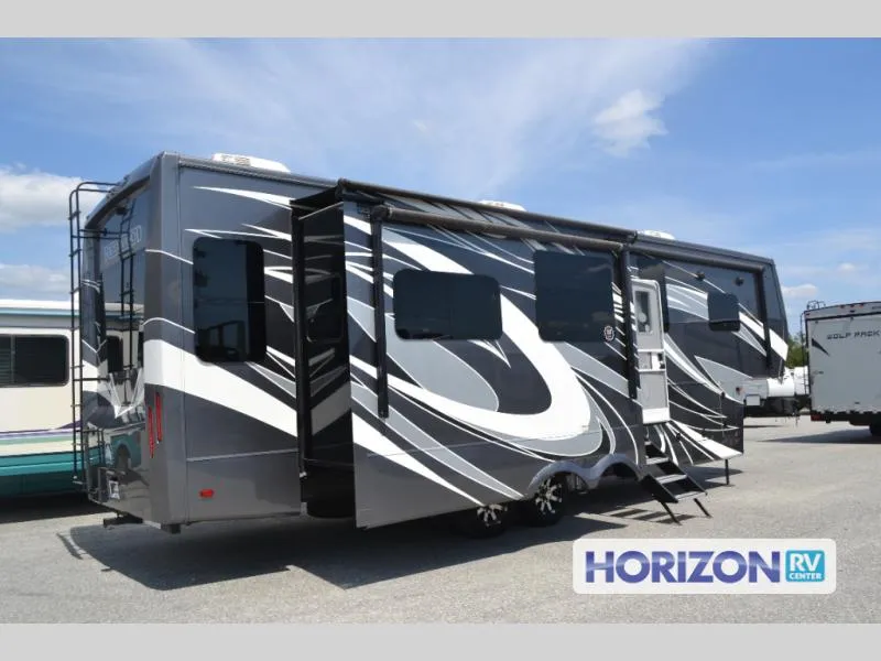 2024 Redwood RV Redwood 3401RL - Photo 2