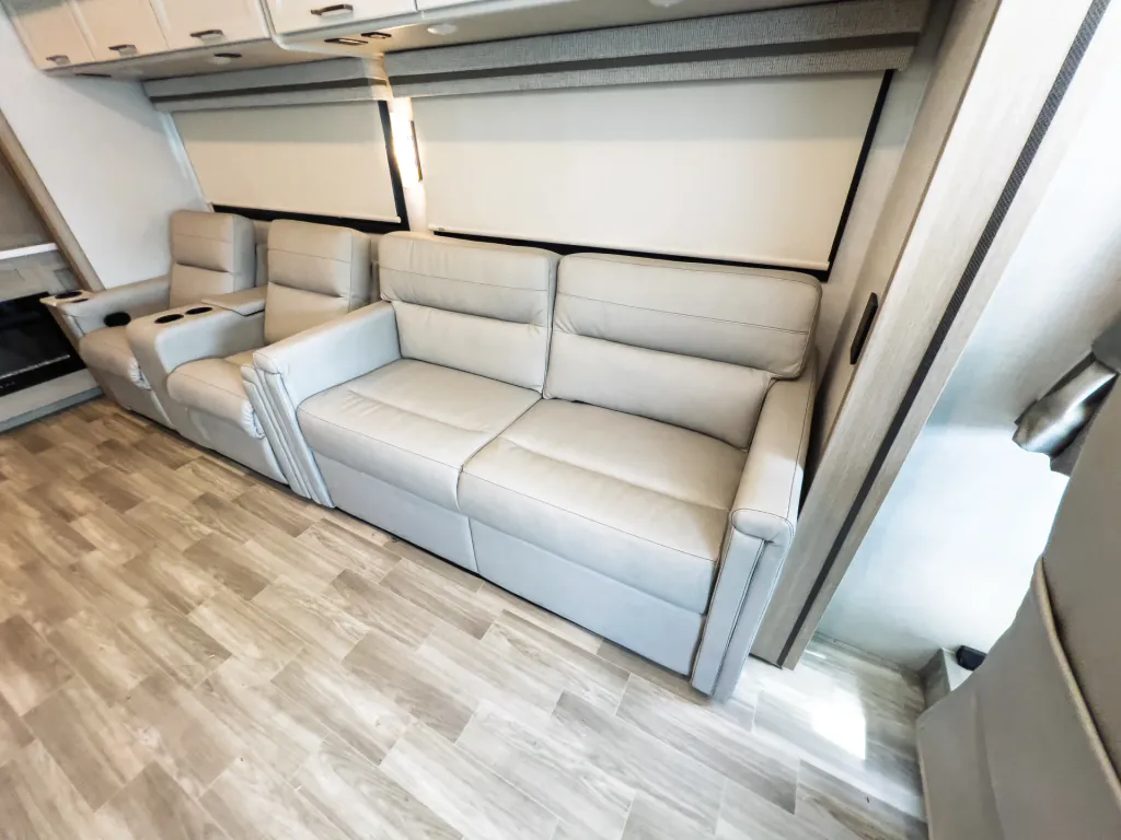 2027 Thor Motor Coach Windsport 36H, Photos photo 7