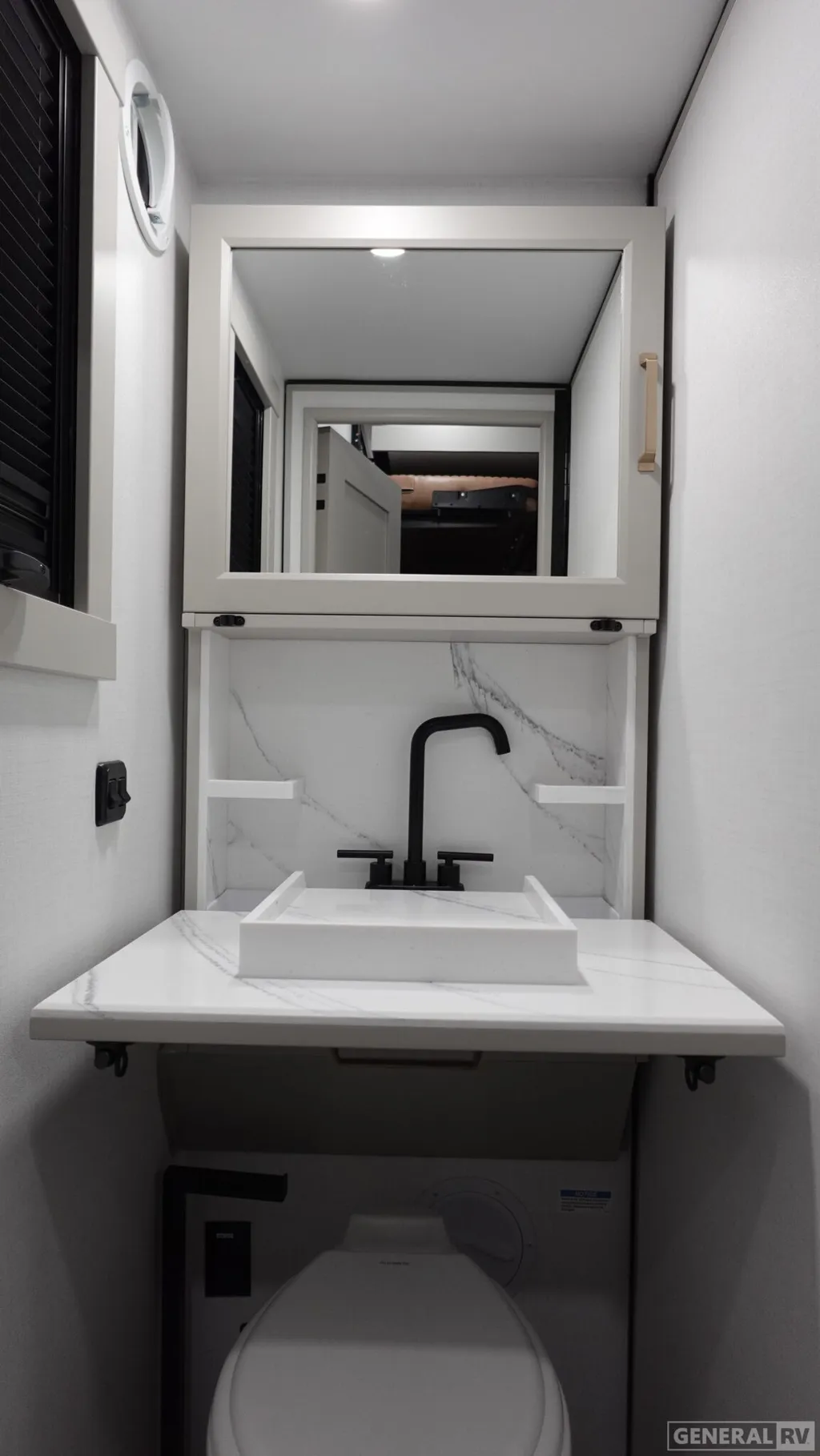 2026 Brinkley Model G 3950, Photos photo 34