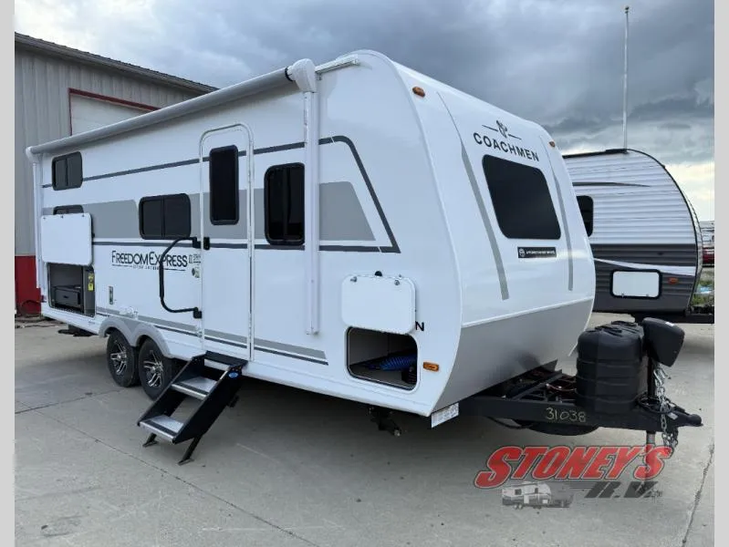2025 Coachmen Freedom Express Select 21SE - Photo 2