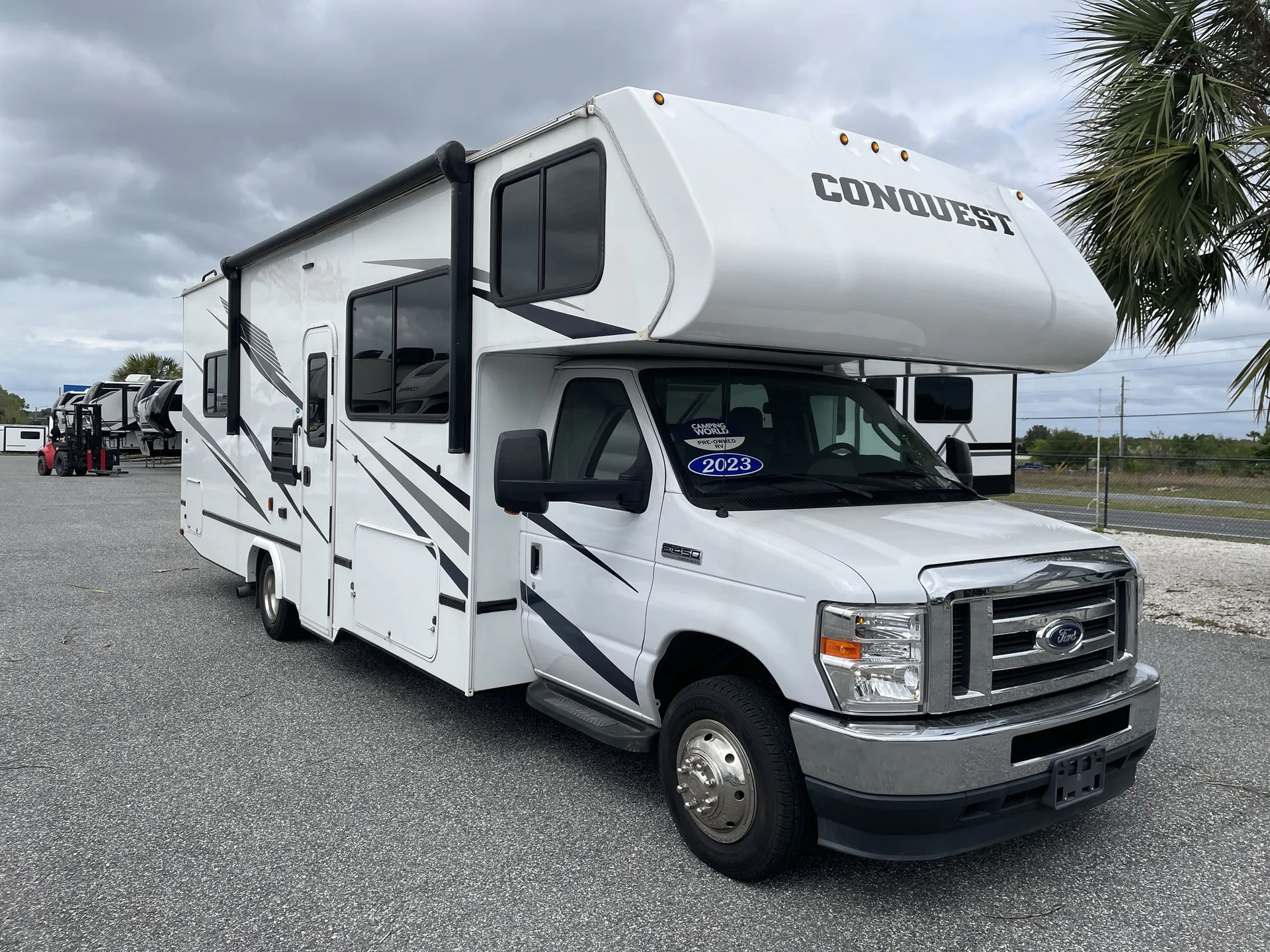 2023 Gulf Stream Conquest 6280 - Photo 2