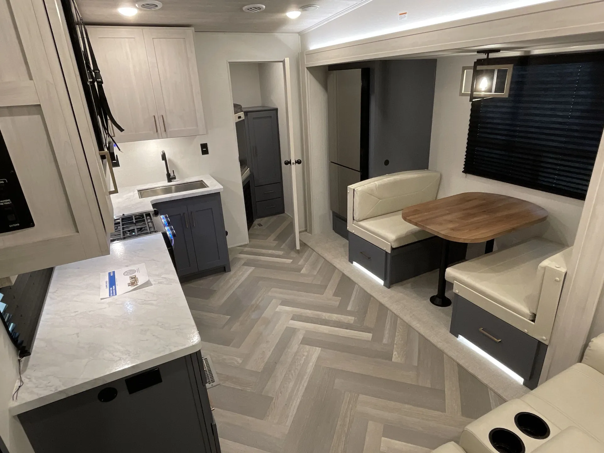 2025 Prime Time Crusader 270BHX — living area main