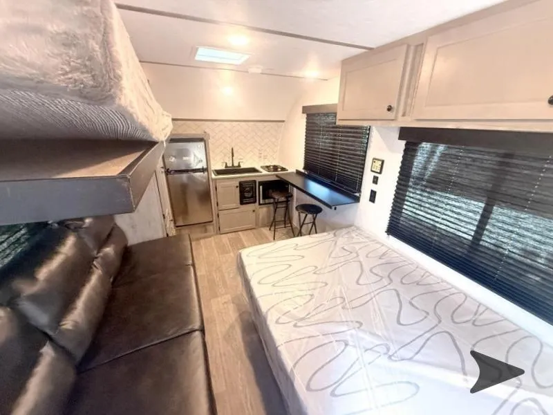 2026 Wayfinder RV GO LITE CLOUDBREAKER - Photo 3