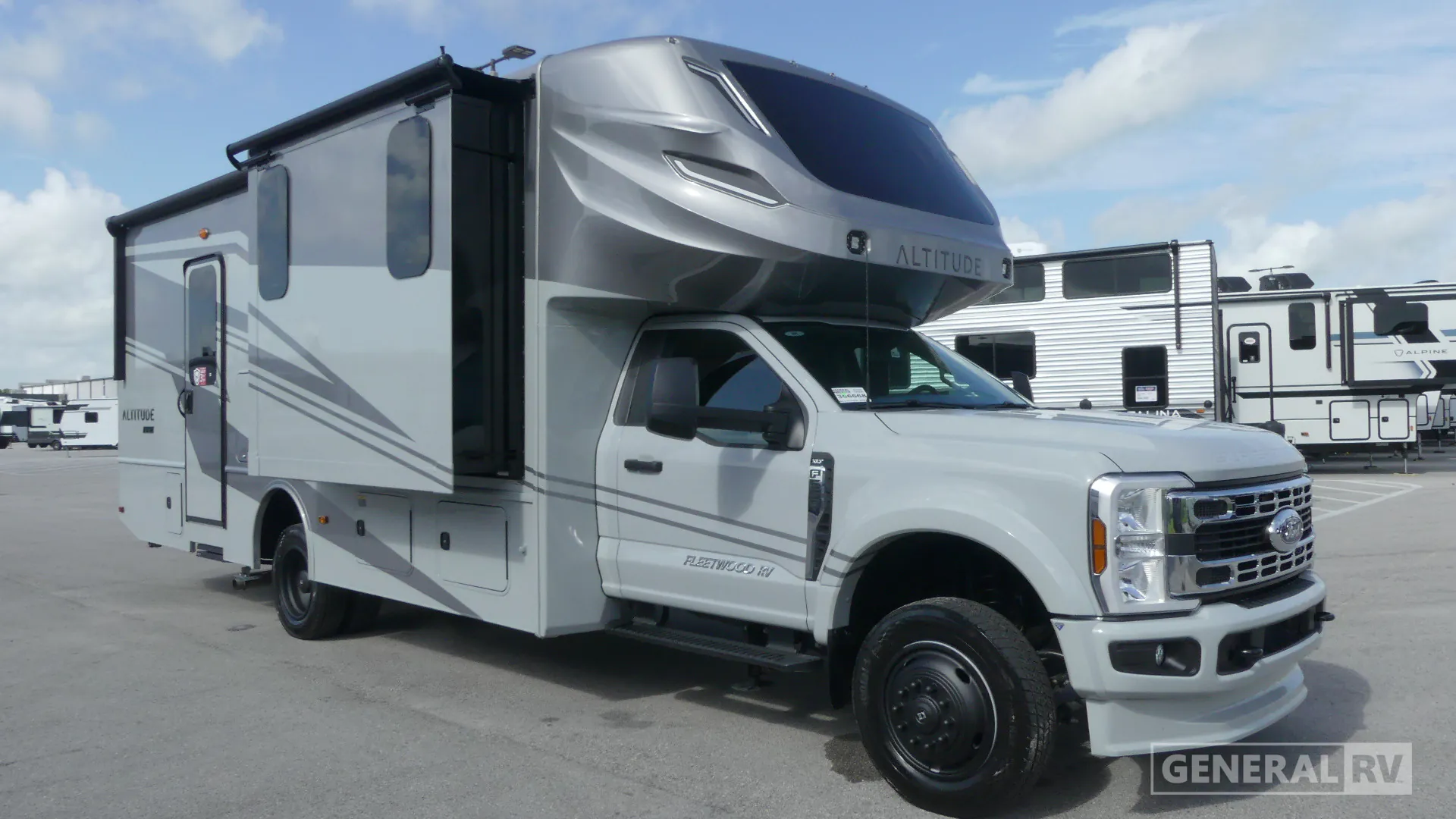 2026 Fleetwood Altitude FS550 30WM - Photo 2