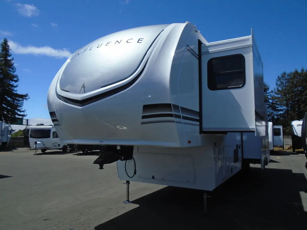 2026 Grand Design Influence 3003RL - Photo 2