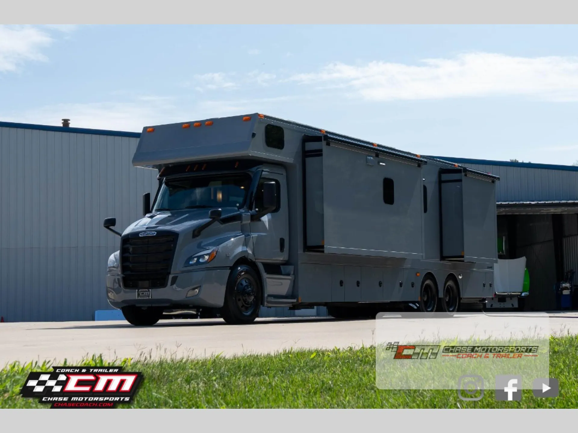 2025 Renegade RV Classic 43CMD - Photo 3