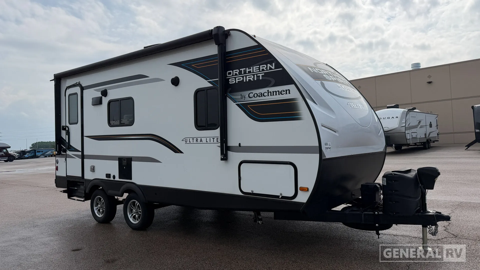 2023 Coachmen Northern Spirit Ultra Lite 1943RB - Photo 2