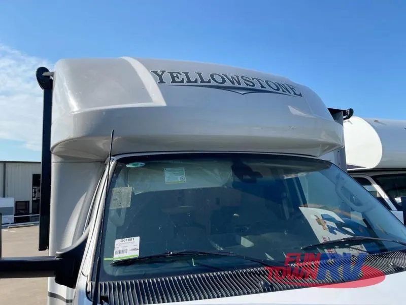 2026 Gulf Stream Yellowstone Cruiser Y5245 - Photo 3