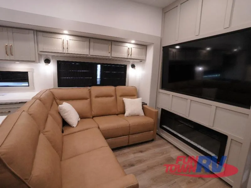 2026 Brinkley Model Z New    3210 - Photo 3