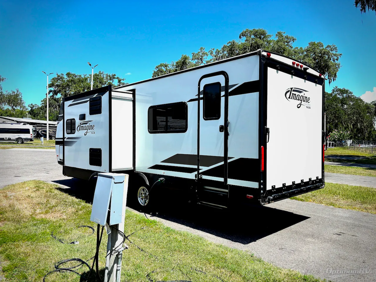 2021 Grand Design Imagine XLS 24MPR - Photo 4