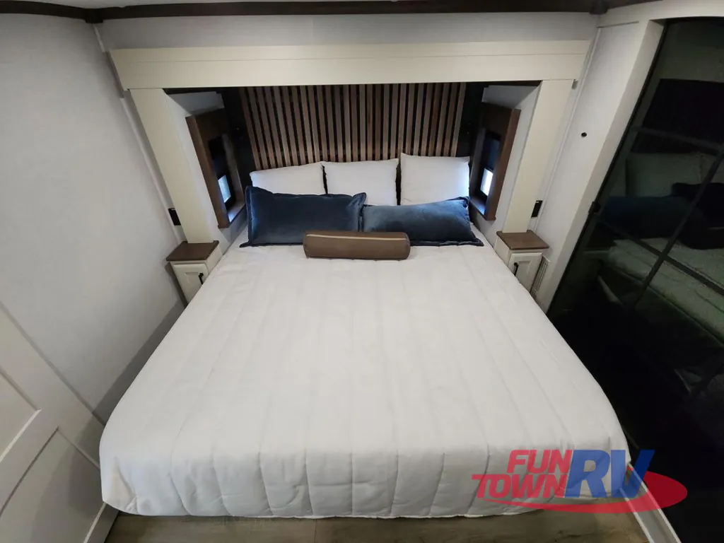 2027 Forest River RiverStone 44DBL, Photos photo 31