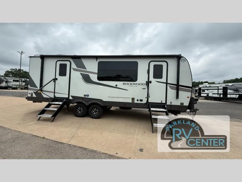 2026 Forest River Rockwood Ultra Lite 2619FK - Photo 2