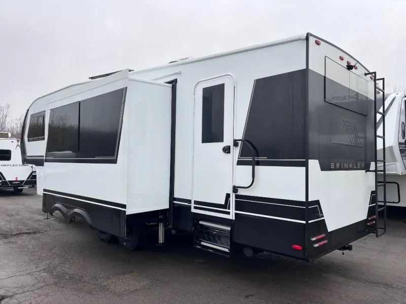 2026 Brinkley Model Z 2810 - Photo 4