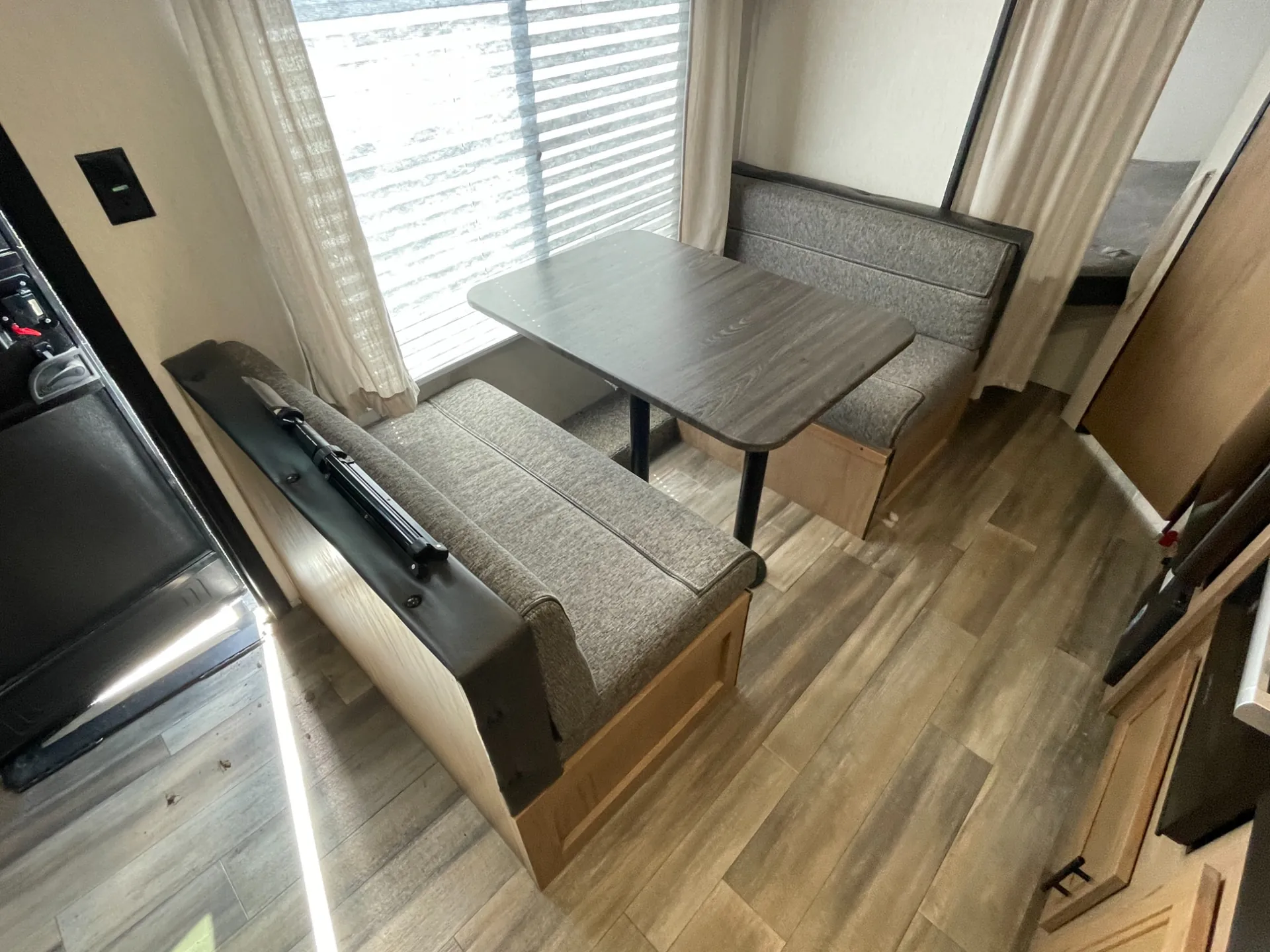 2023 Forest River Cherokee Grey Wolf 26DJSE — Photo 6