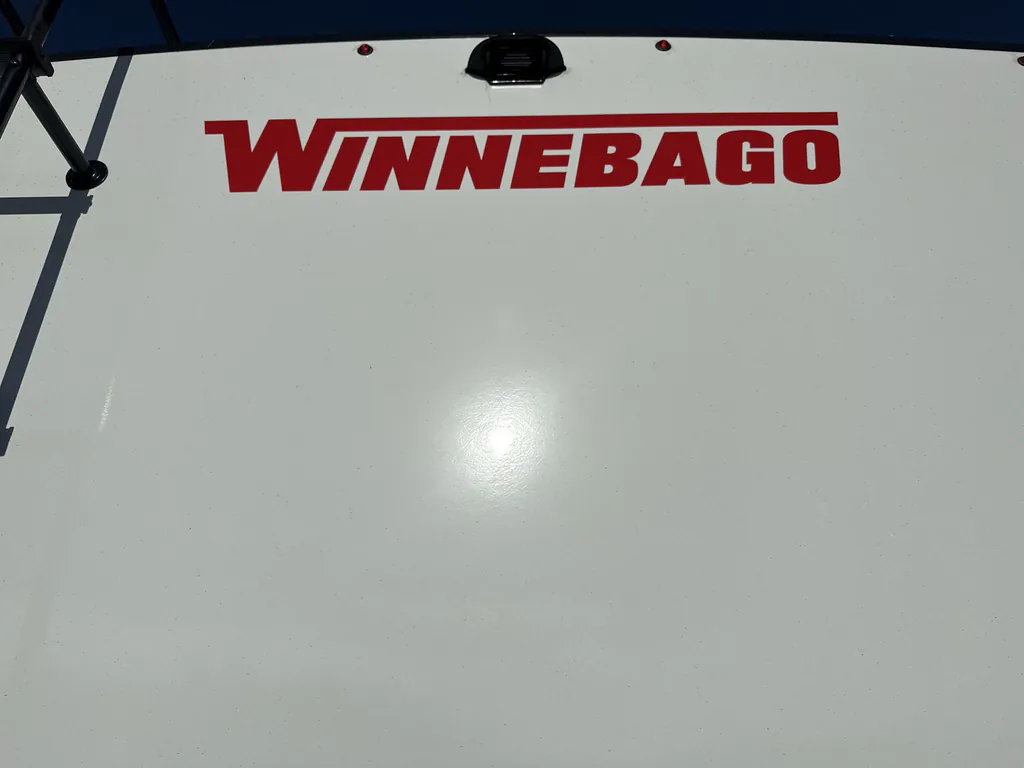2027 Winnebago Micro Minnie 2108DS, Photos photo 18