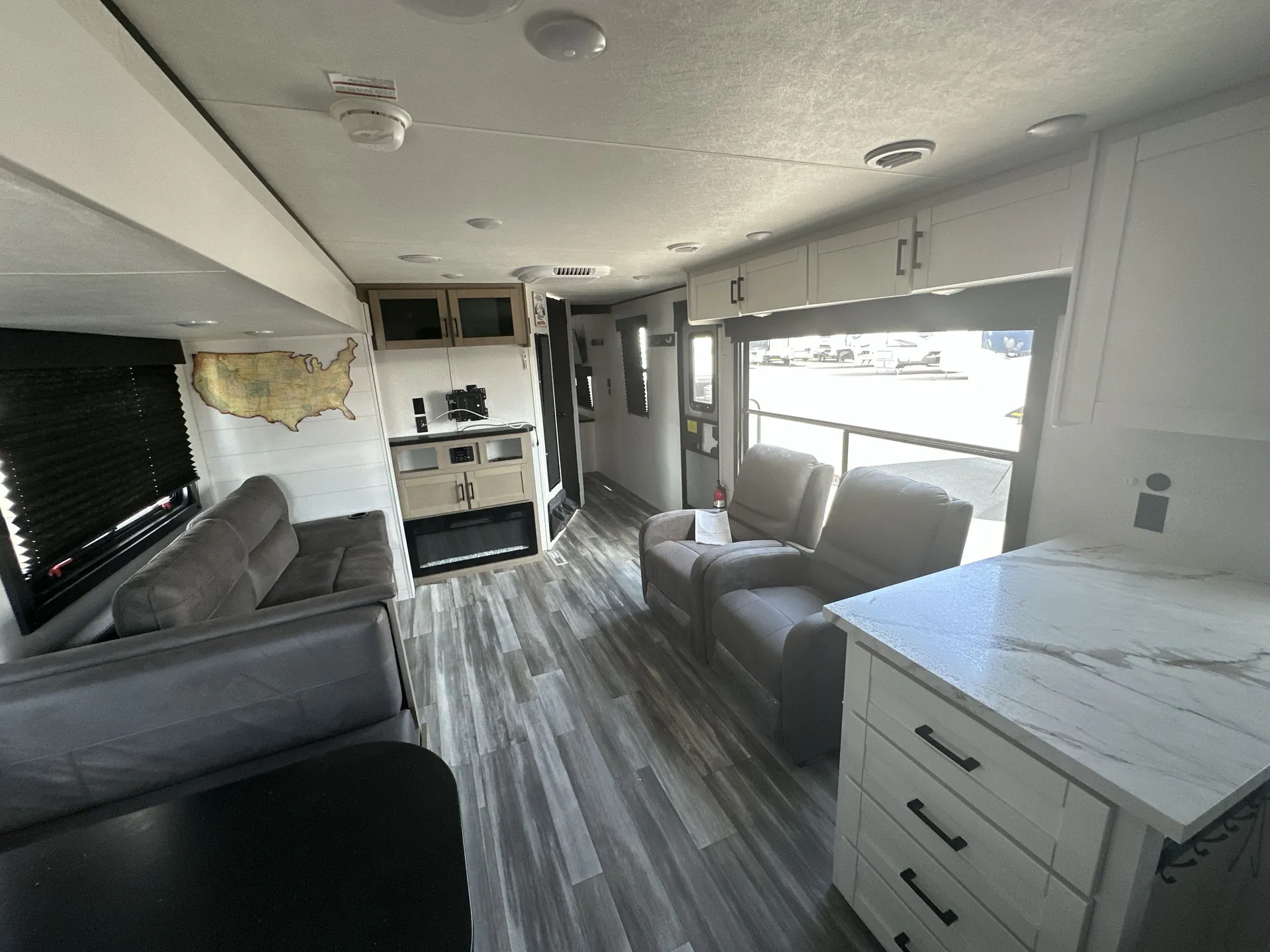 2026 Jayco Jay Flight SLX 290RKS — living area main