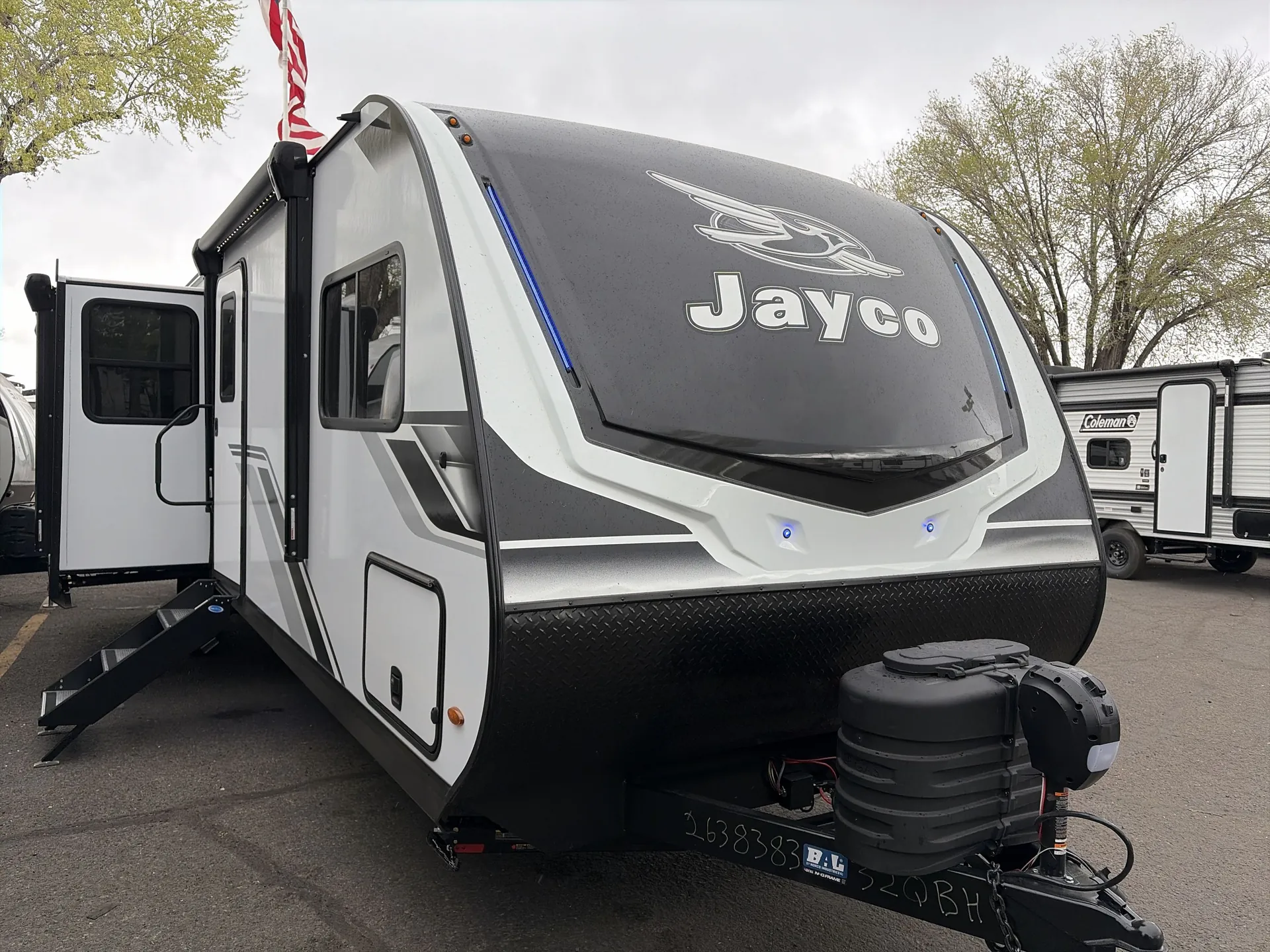 2026 Jayco Jay Feather 32QBH dealer photo 1 from Camping World
