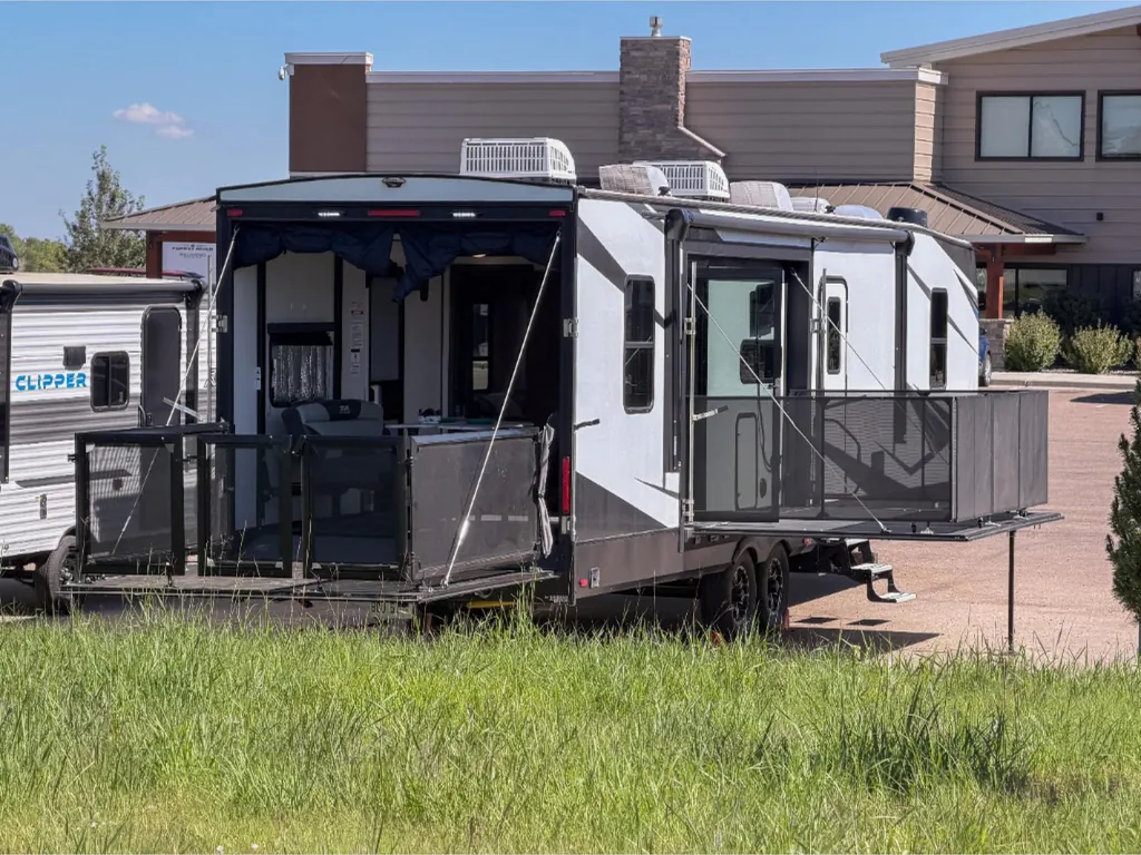 2021 Forest River XLR Hyperlite 3412, Photos photo 23