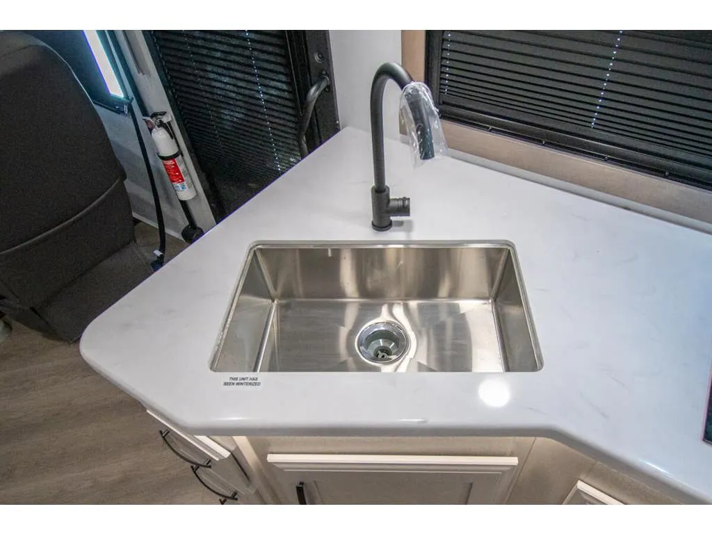 2027 Entegra Coach Emblem 36U, Photos photo 17