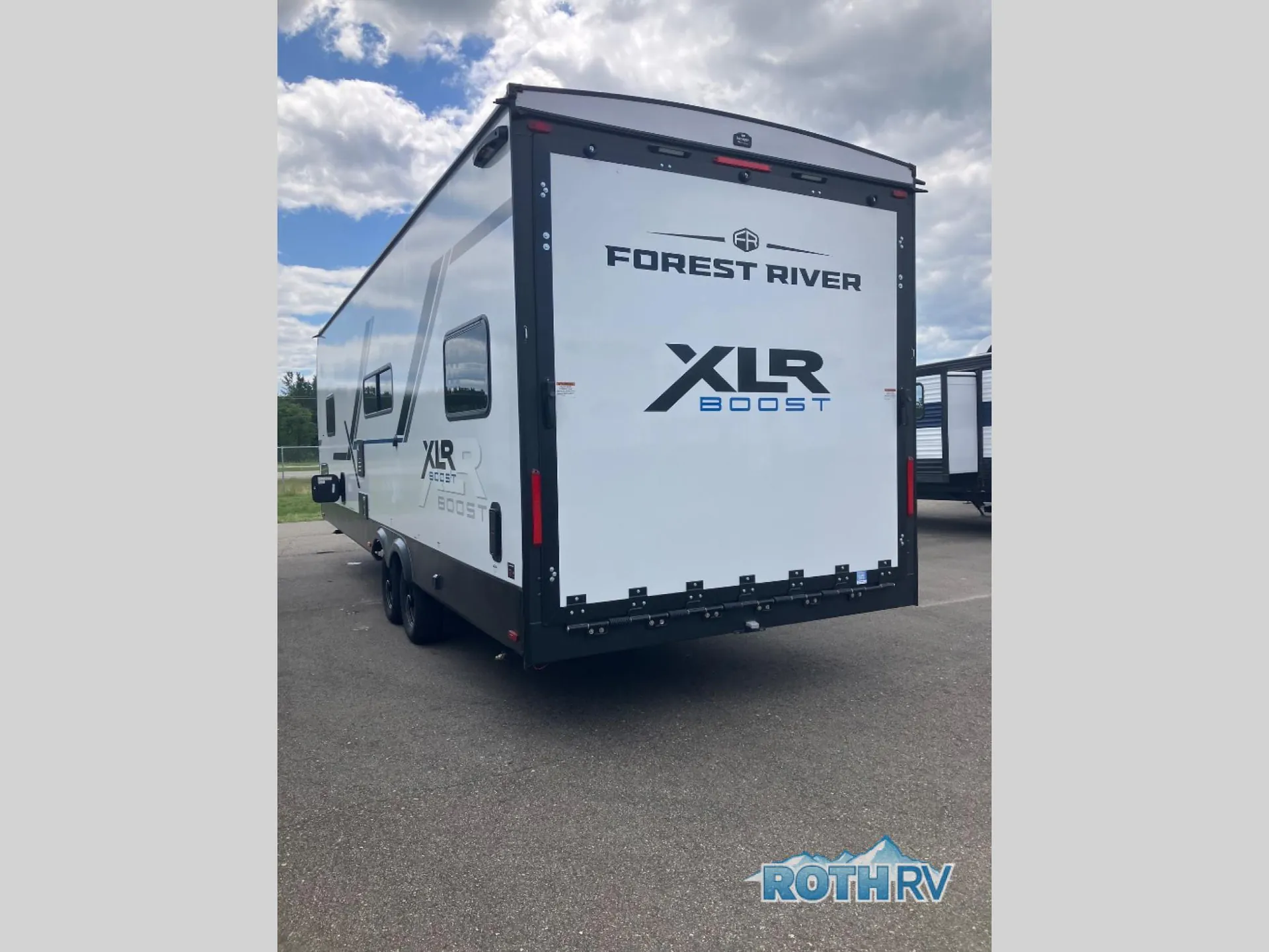 2026 Forest River XLR Boost 2714B - Photo 4
