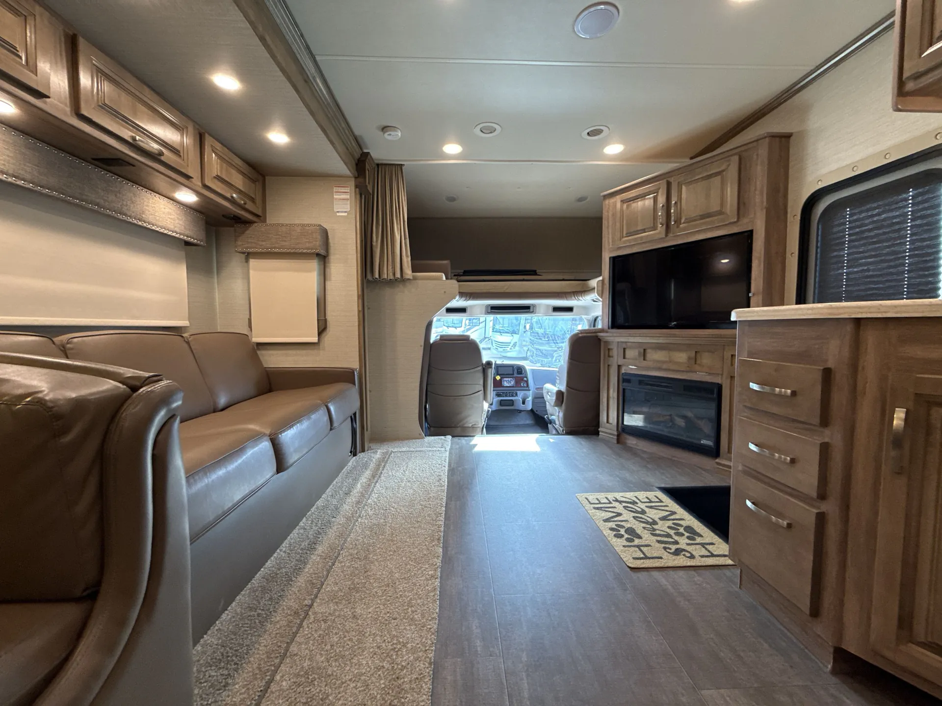 2019 Jayco Seneca 37HJ — living area main