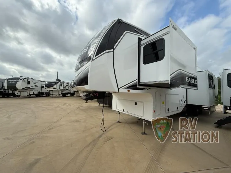 2026 Jayco Eagle 355MBQS - Photo 4