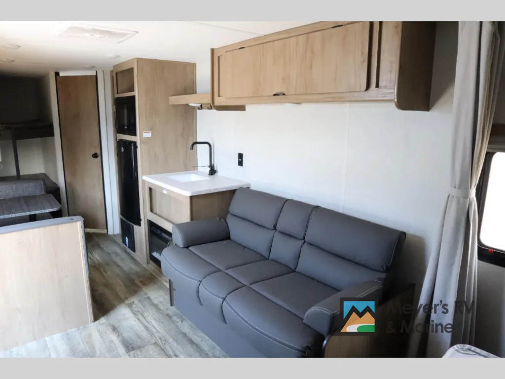 2024 Forest River Cherokee Wolf Den 26EV, Photos photo 11