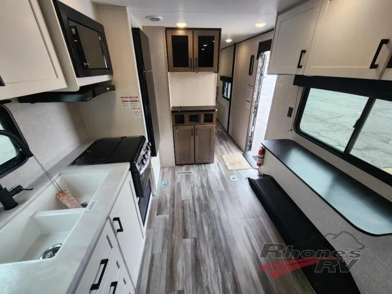 2025 Jayco Jay Flight SLX 265TH - Photo 3
