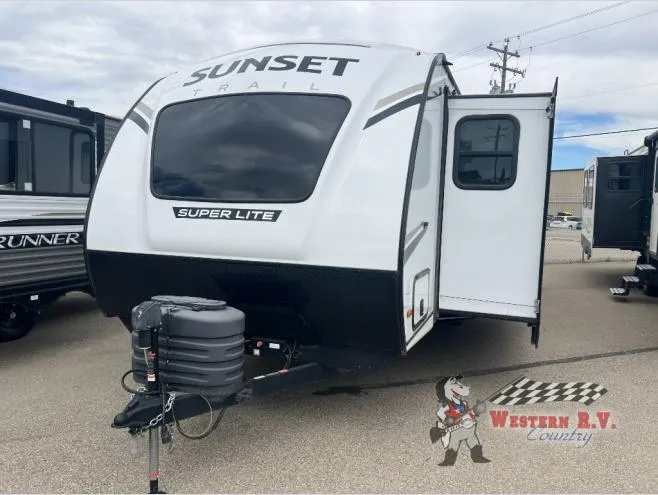 2024 CrossRoads Sunset Trail Super Lite SS269FK - Photo 2