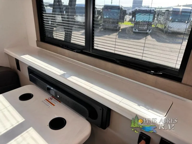2027 Entegra Coach Vision 29S - Photo 4