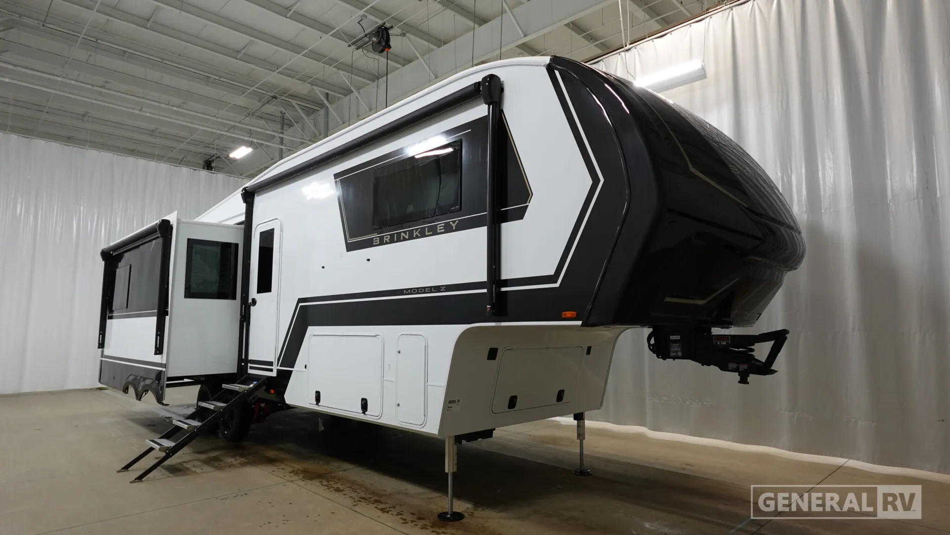 2026 Brinkley Model Z 3100 - Photo 2