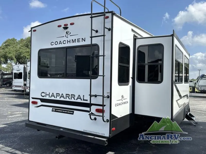 2025 Coachmen Chaparral 336TSIK - Photo 3