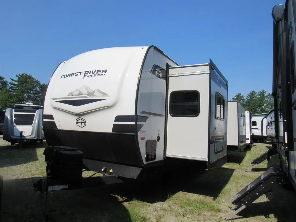 2025 Forest River Grand Surveyor 302RDBS - Photo 3