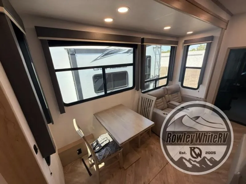 2027 Keystone Raptor 420 - Photo 4