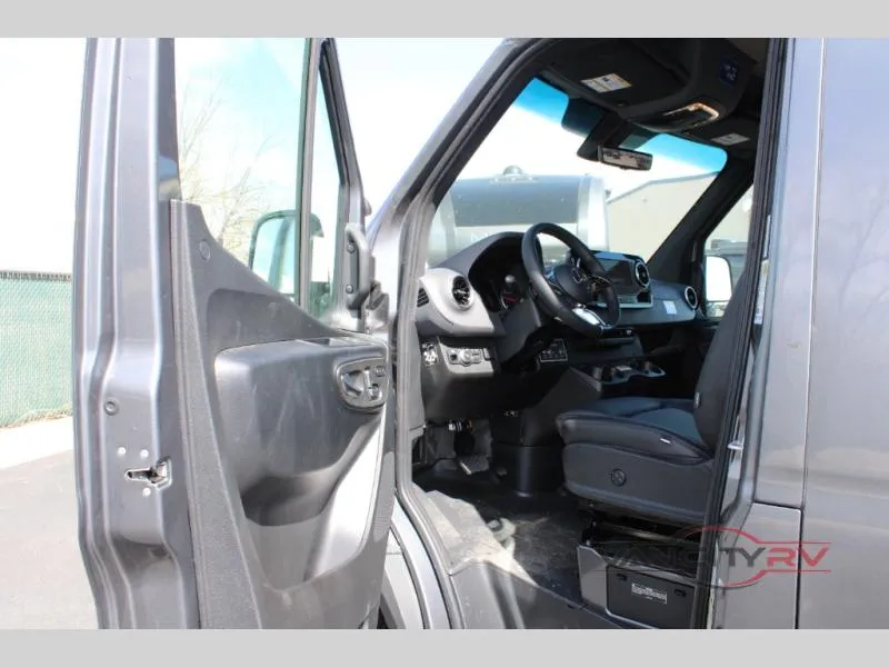 2026 Remote Vans Remote Vans Aegis - Photo 3