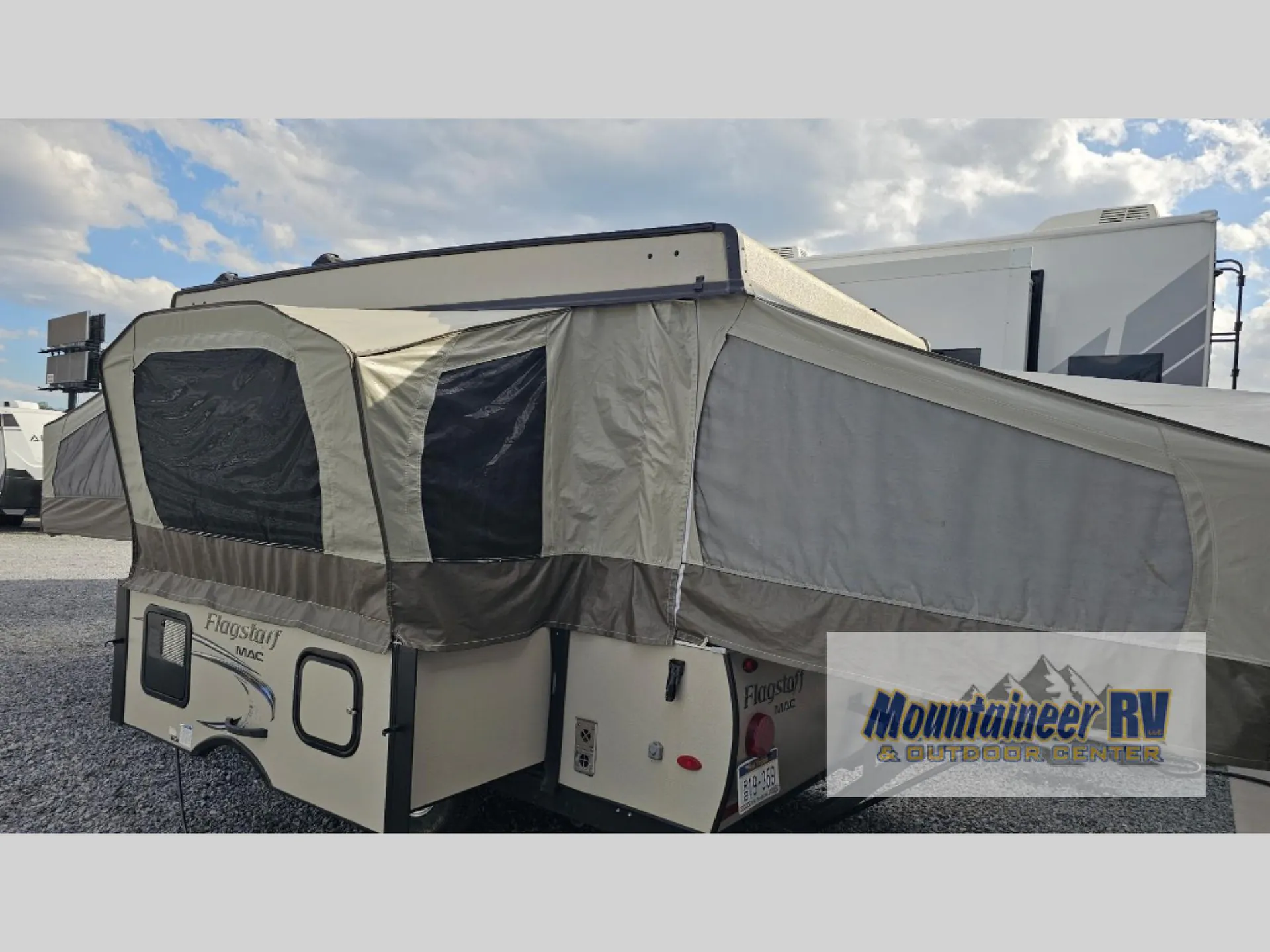 2019 Forest River Flagstaff MAC 228 — Photo 5