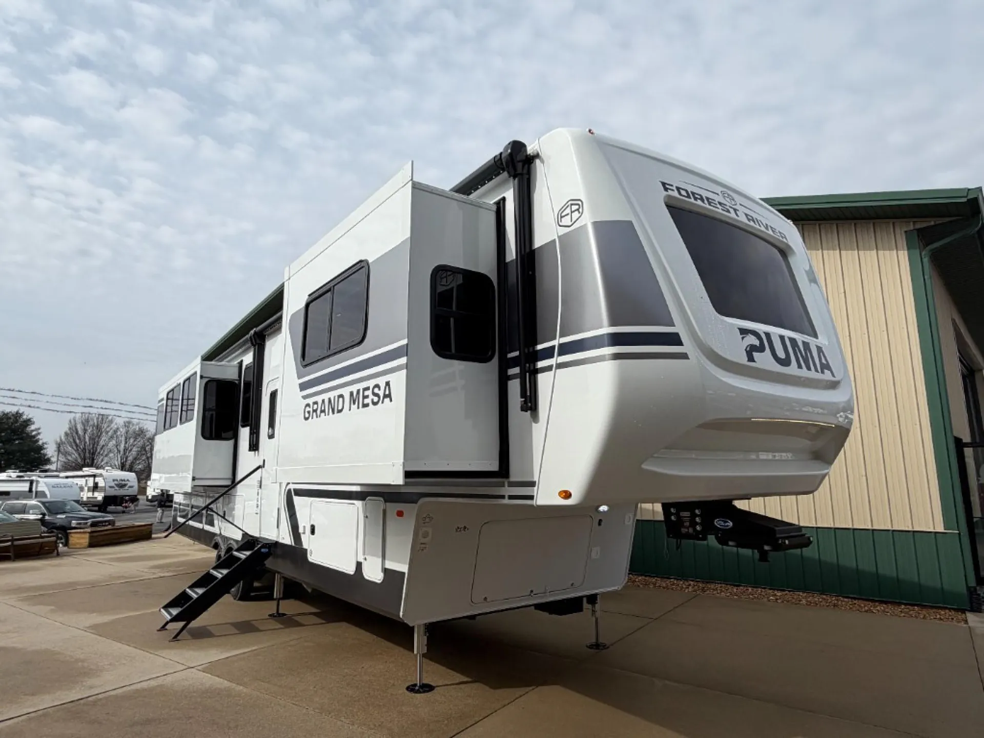 2026 Forest River Puma Grand Mesa 394RKL - Photo 3