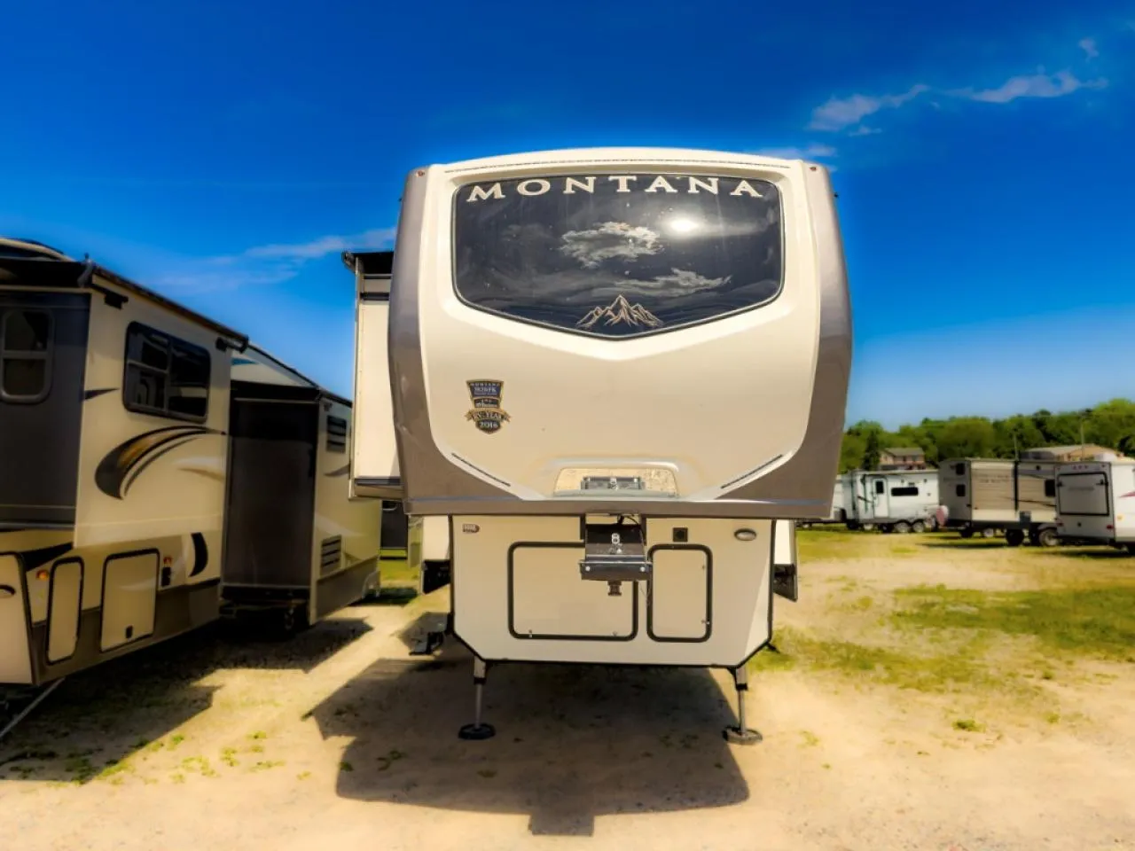 2017 Keystone RV Montana Used    3820 FK - Photo 3