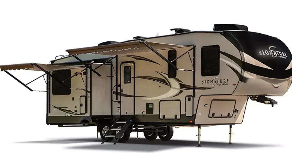 Forest River Rockwood Signature 8288SB exterior