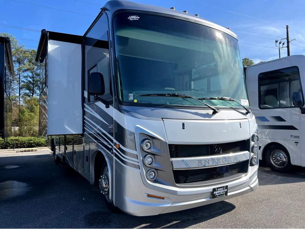 2026 Entegra Coach Vision XL 31UL - Photo 2